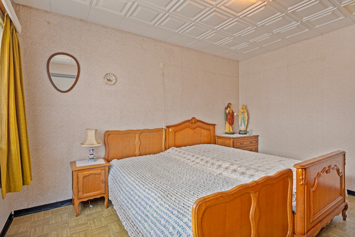 Veelzijdige hoeve met grote loods in Meeuwen Sold ERA